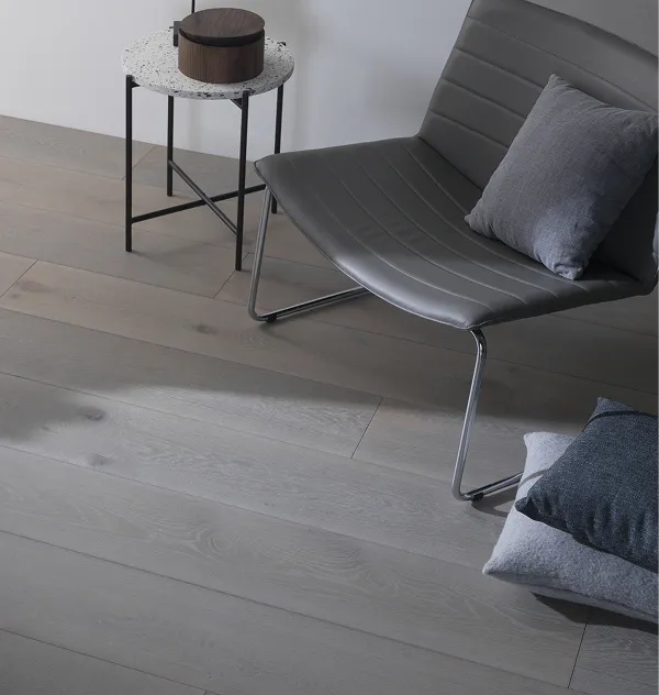 img car - natural wood floor 7
